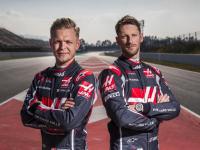 开云体育入口-包含哈斯车队翻盘索伯车队，塞恩斯扛起全队的词条