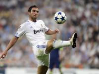 开云体育APP下载-楚阿梅尼中场魔术师般掌控比赛走势，利物浦强势晋级令巴萨梦碎