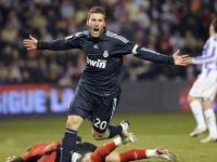 开云体育登录-逆转与热浪，从法国队翻盘瑞典队到梁靖崑状态火热的竞技启示