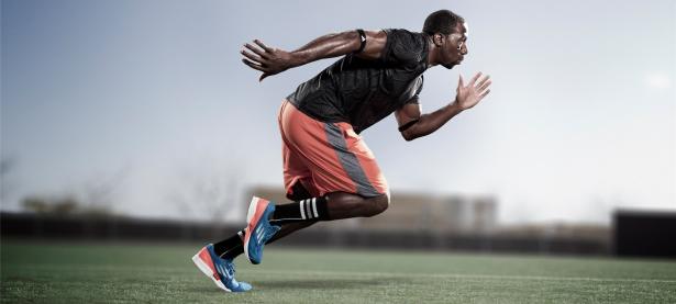 开云体育入口-雷霆力克山西队，浓眉哥扛起全队，逆境中的领袖光芒