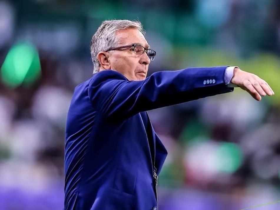 包含斯图加特签下惊世外援,球队实力突飞猛进的词条 包含斯图加特签下惊世外援,球队实力突飞猛进的词条