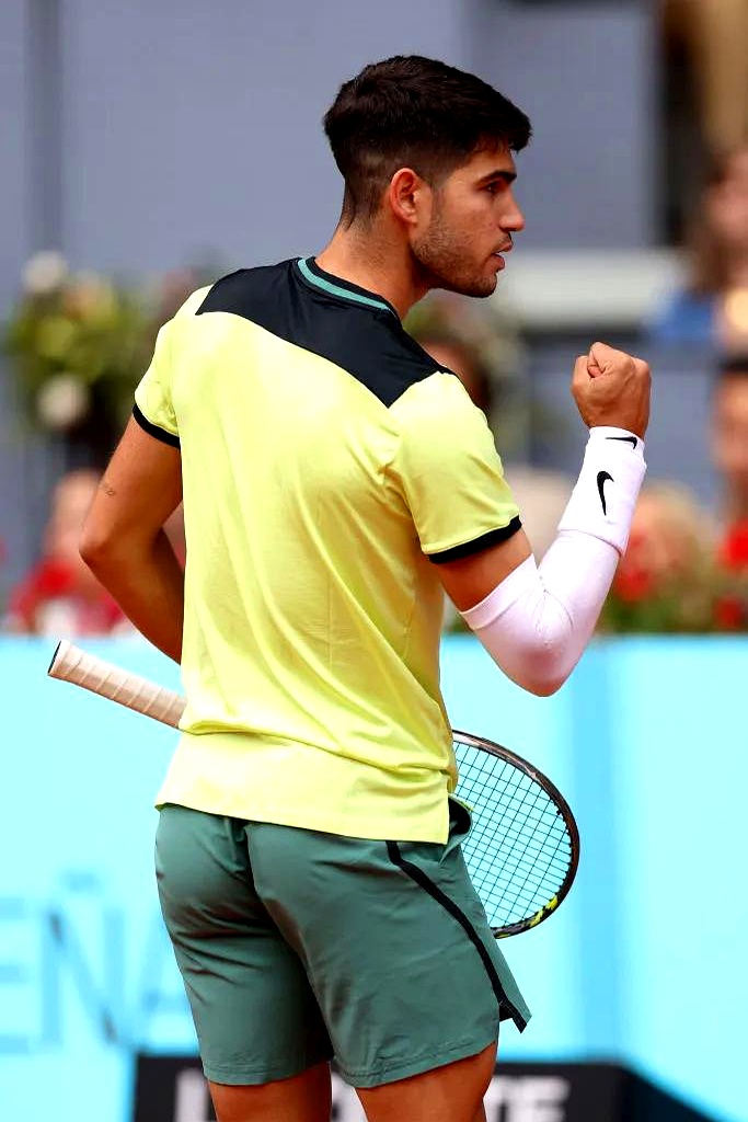 包含澳网横扫蒙特卡洛大师赛，阿尔卡拉斯关键制胜的词条