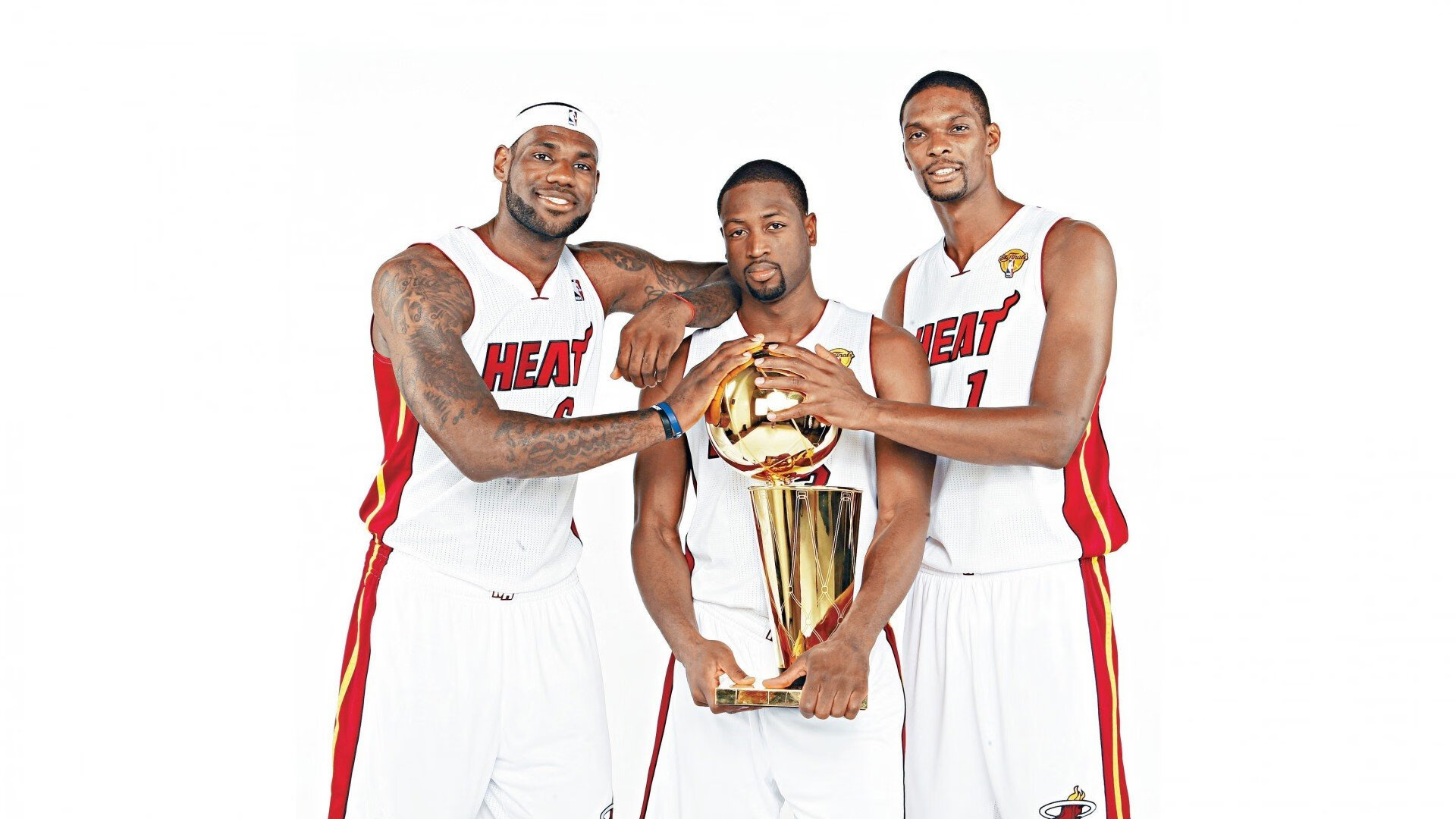 绿茵场上的大师课，当阿尔及利亚的激情遇上莫德里奇的教科书级掌控